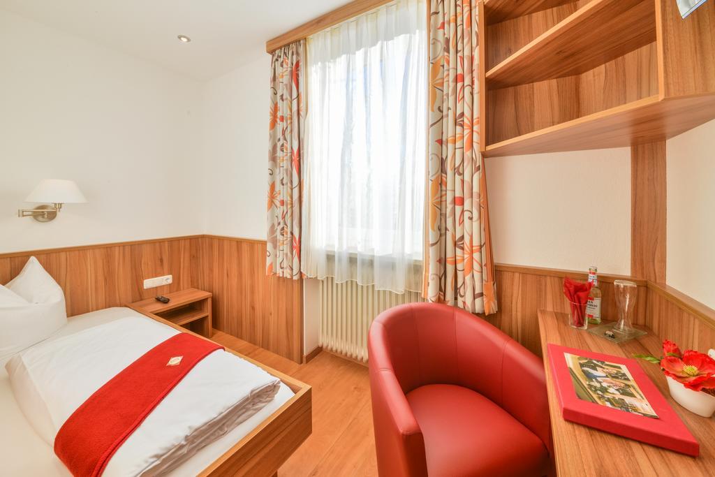 Hotel Drei Loewen Dachau Habitación foto